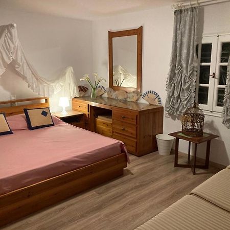 Lenia'S 1 Apartment Артемида Екстериор снимка