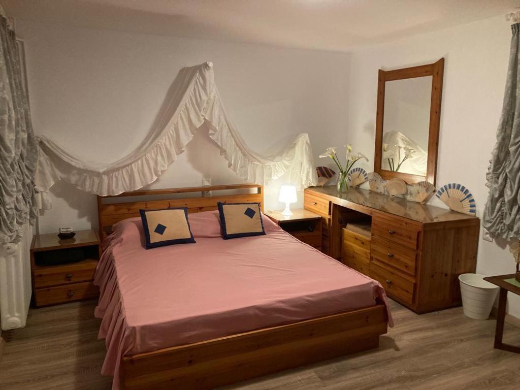 Lenia'S 1 Apartment Артемида Екстериор снимка
