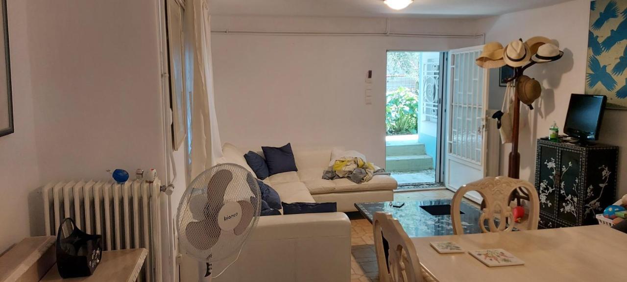 Lenia'S 1 Apartment Артемида Екстериор снимка