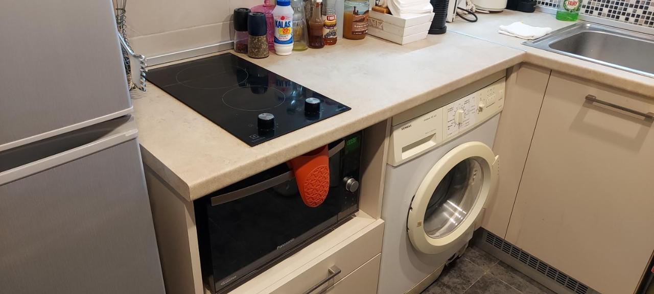 Lenia'S 1 Apartment Артемида Екстериор снимка