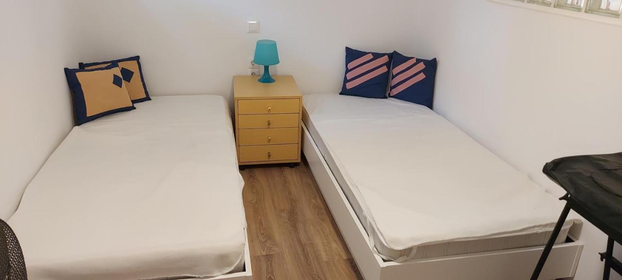 Lenia'S 1 Apartment Артемида Екстериор снимка