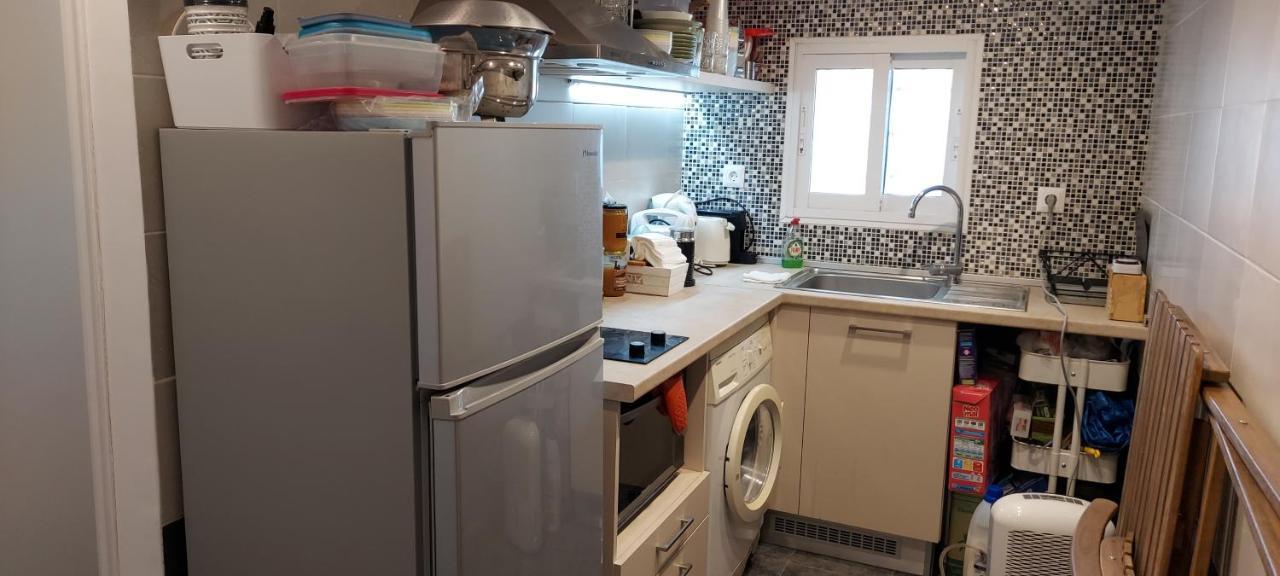 Lenia'S 1 Apartment Артемида Екстериор снимка